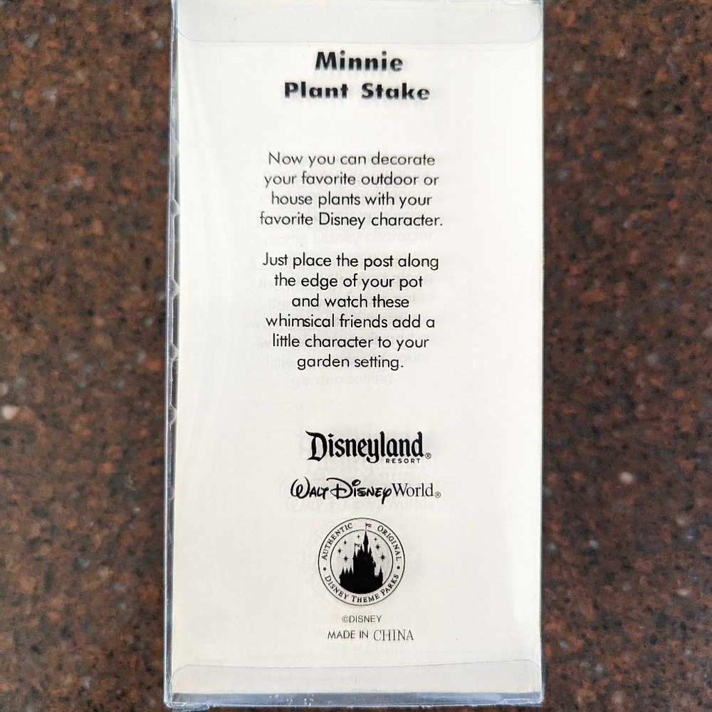 Disney Minnie Mouse Garden Plant Stake - Picture 8 of 9